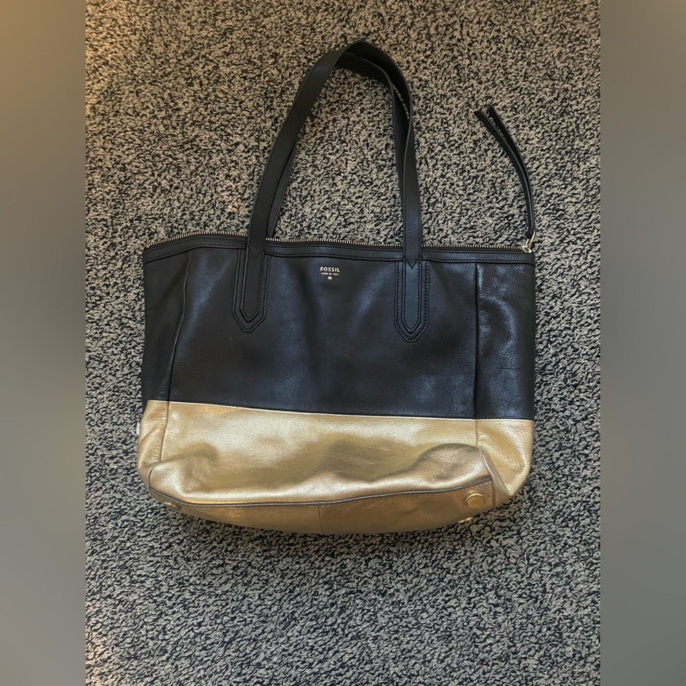 Fossil Black and Gold Two-Tone Leather Shoulder Tote